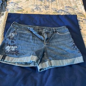 White House Black Market embellished Jean shorts - Size 12